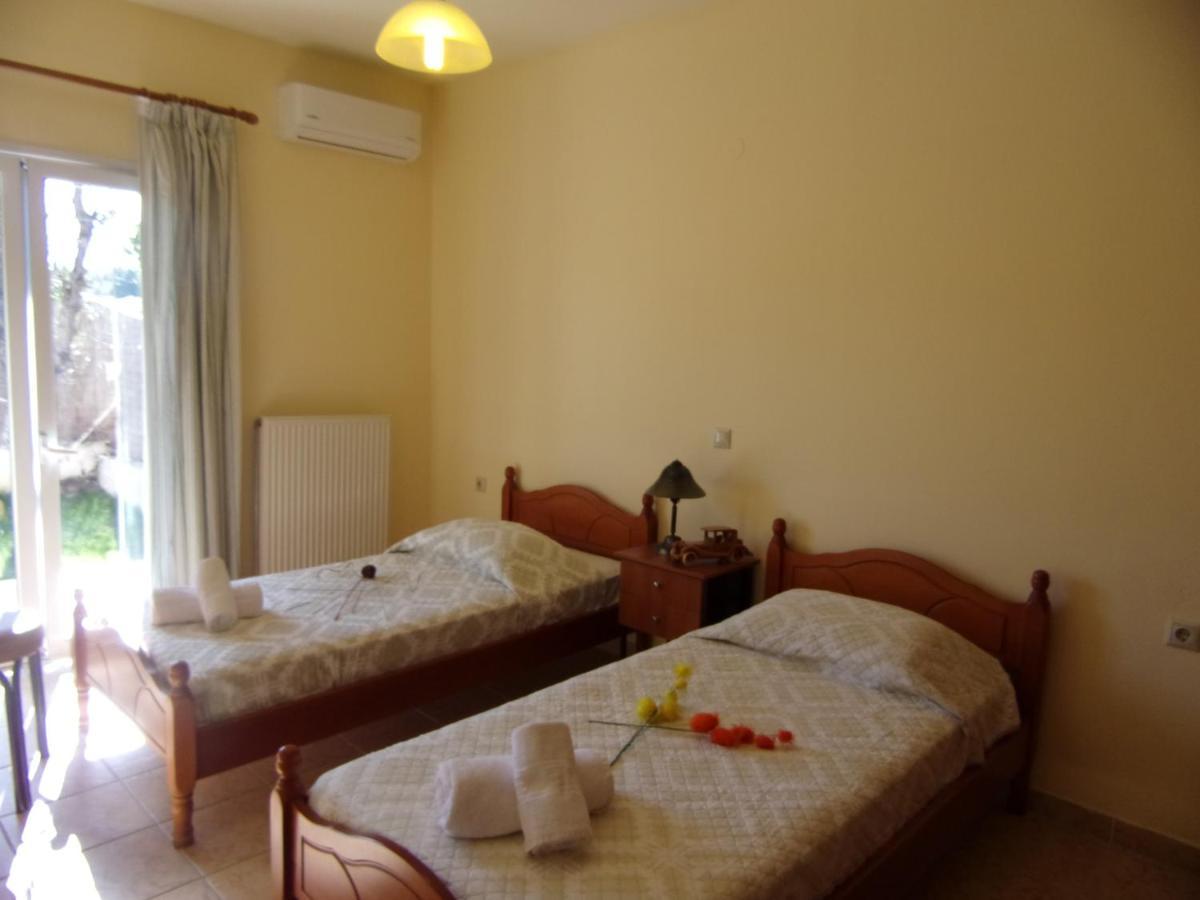 George'S Apartment อิปโซส ภายนอก รูปภาพ