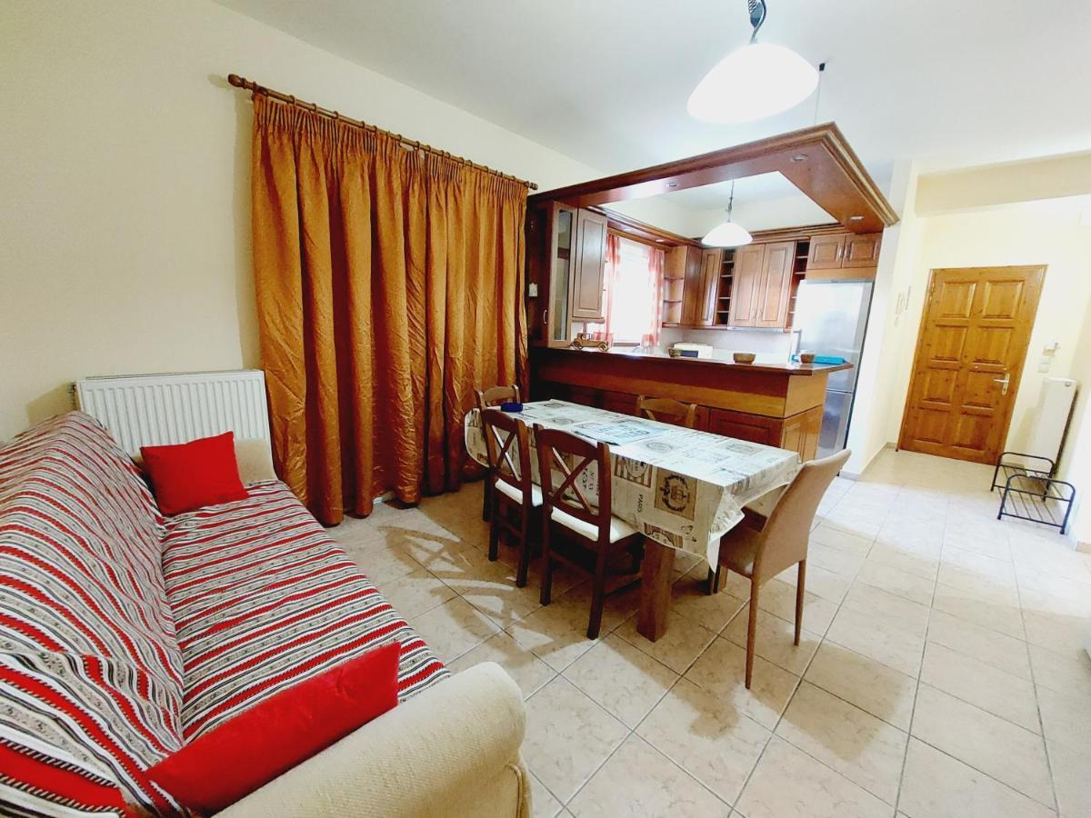 George'S Apartment อิปโซส ภายนอก รูปภาพ